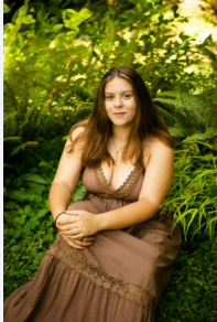 <em>Ana María F.</em>